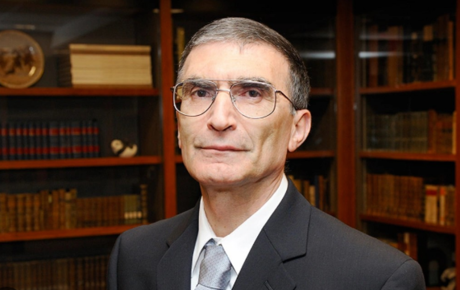 Əziz Səncər “Şöhrət” ordeni ilə təltif edilib