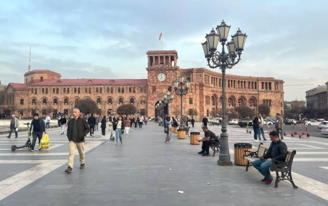 Casusluqda ittiham edilmiş partiya sədrindən xəbər var