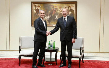 Azərbaycan və İran prezidentləri Bişkekdə görüşüblər – FOTO 