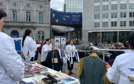 Azərbaycanlı itkin ailələri Avropa Parlamenti qarşısında etiraz aksiyası keçirib – Fotolar
